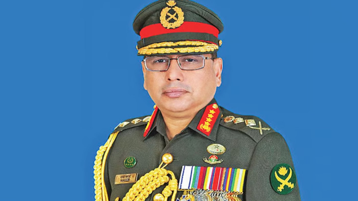 গুজব-ভুল তথ্য ছড়ানো হচ্ছে, বিভ্রান্ত হওয়া যাবে না: সেনাপ্রধান