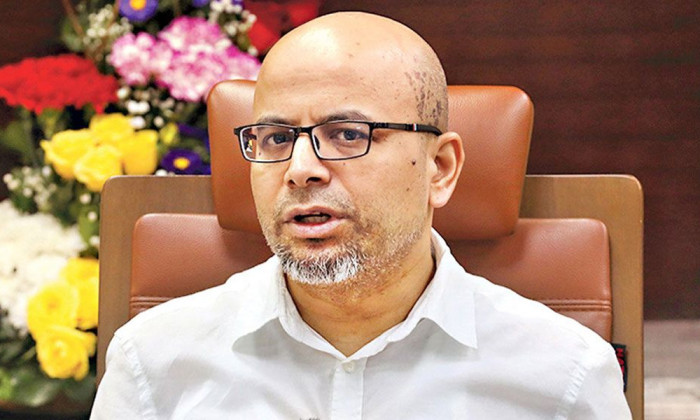 ইন্টারনেটের দাম আরও কমাতে কাজ করছে সরকার