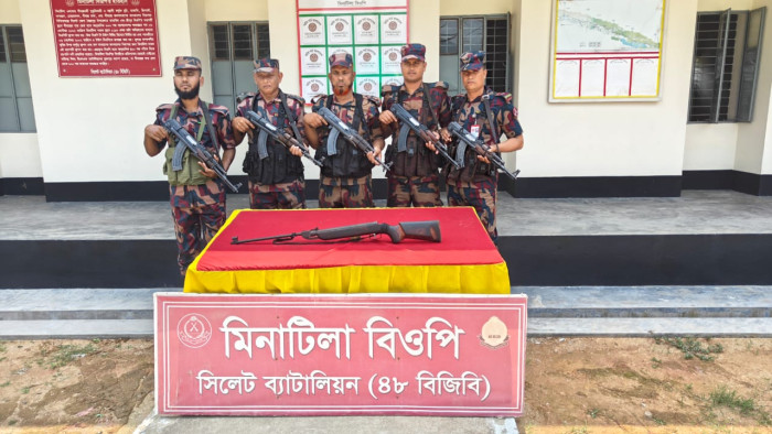 বিজিবির অভিযানে অস্ত্র উদ্ধার