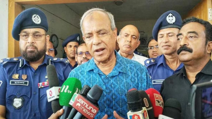 ৫ বছর সরকারকে ক্ষমতায় রাখার বিষয়ে আমি কিছু বলিনি, জনগণ বলেছে: স্বরাষ্ট্র উপদেষ্টা