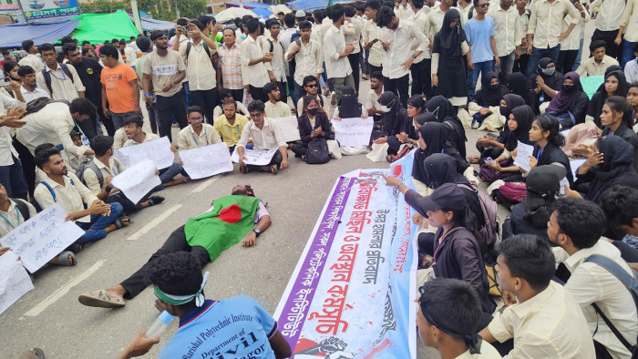 বৈঠকে বসছেন পলিটেকনিক শিক্ষার্থীরা, ‘রেলপথ ব্লকেড’ কর্মসূচি শিথিল