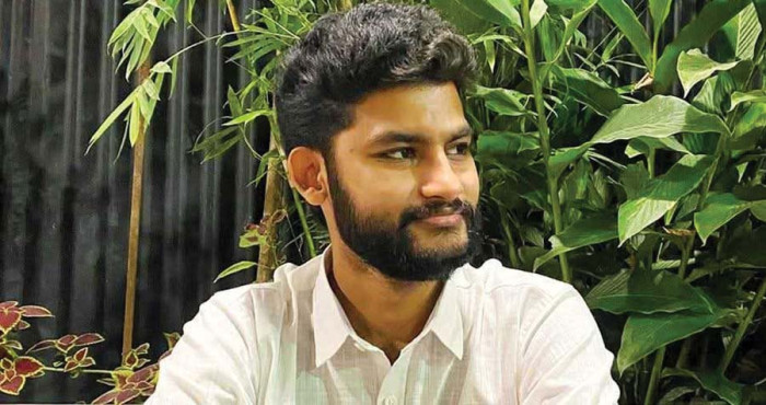 ঢাবি শিক্ষার্থীর ঝুলন্ত মরদেহ উদ্ধার