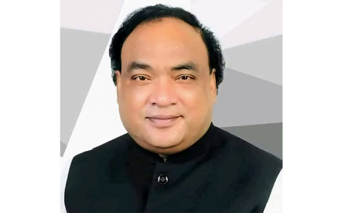 সাবেক আইনমন্ত্রীর এপিএসের শত কোটি টাকার অবৈধ সম্পদের খোঁজে দুদক