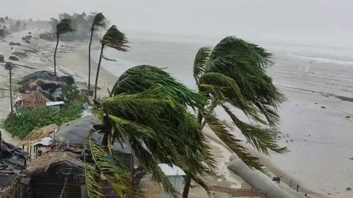 ১০ অঞ্চলে দমকা ঝড়ের আভাস