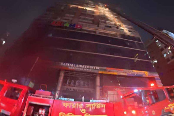 বেইলি রোডের আগুন নিয়ন্ত্রণে