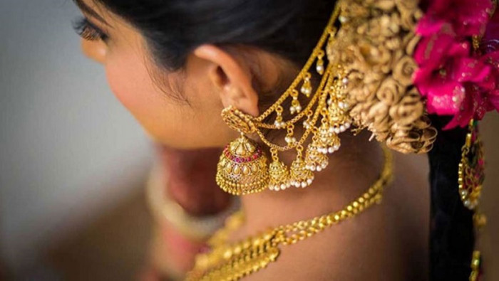 আবারও বাড়ল সোনার দাম