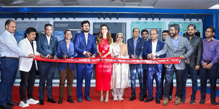 ওয়ালটনের এআই, আইওটিসহ অত্যাধুনিক ফিচার সমৃদ্ধ নতুন মডেলের স্মার্ট ফ্রিজ উন্মোচন