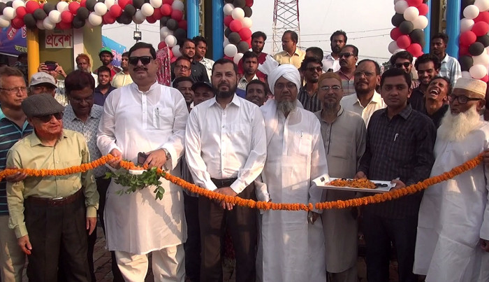 চাঁপাইনবাবগঞ্জে মাসব্যাপি বাণিজ্যমেলার উদ্বোধন