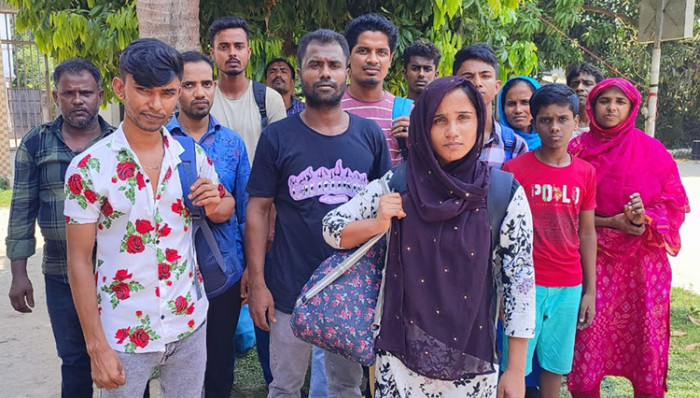 চুয়াডাঙ্গায় অবৈধভাবে অনুপ্রবেশের সময় ১৪ জন আটক