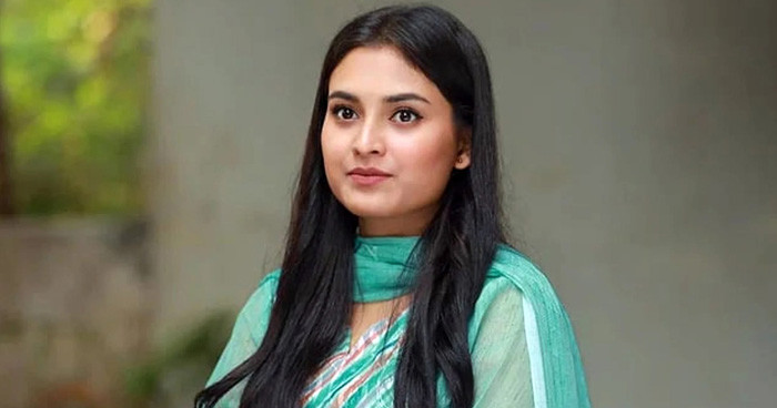 শুটিং সেটে গুরুতর আহত অভিনেত্রী তটিনী