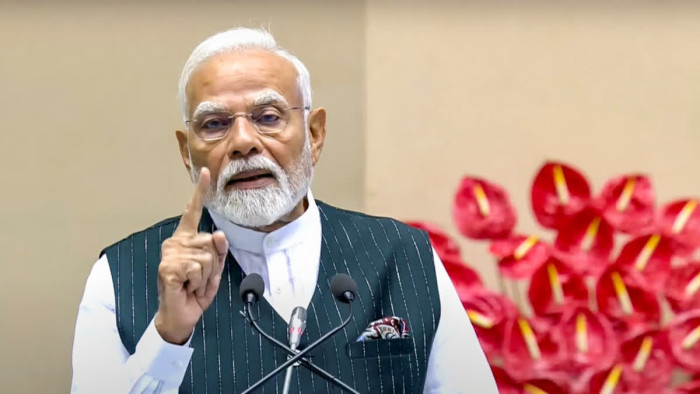 ওপাশ থেকে গুলি চললে, এপাশ থেকে গোলা চলবে: মোদি