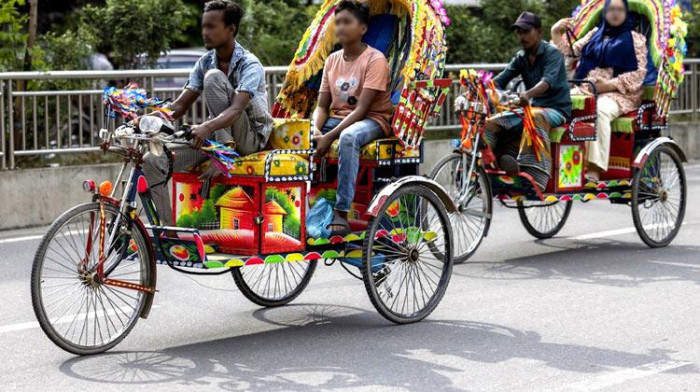 ঢাকার মূল সড়কে কোনো রিকশা চলতে পারবে না