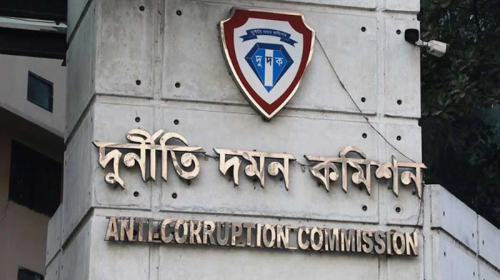 দুদকের তলবে সাড়া দেননি স্বাস্থ্য উপদেষ্টার দুই ব্যক্তিগত কর্মকর্তা