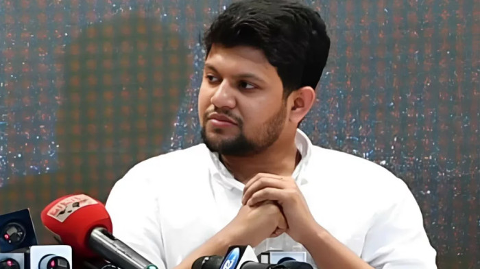 বিভাজনমূলক বক্তব্যের জন্য দুঃখ প্রকাশ করলেন মাহফুজ আলম