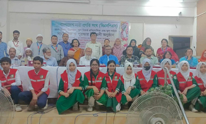 পারিবারিক সহিংসতা থেকে নারীদের রক্ষায় বাল্যবিয়ে বন্ধের আহ্বান