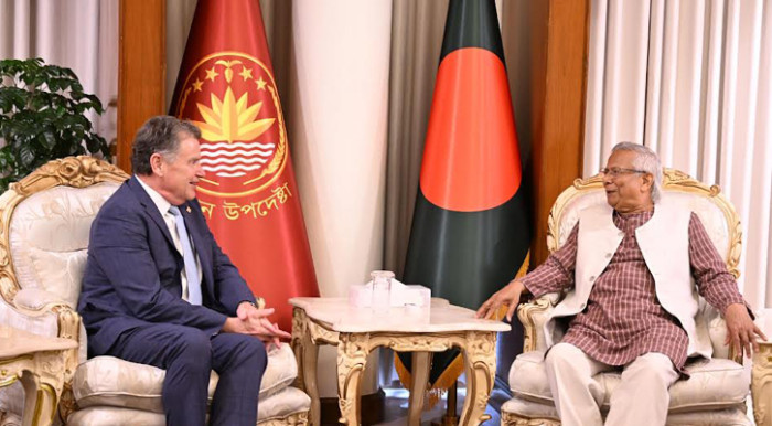 নাগরিকের ধর্মীয় স্বাধীনতা রক্ষায় আমরা বদ্ধপরিকর: প্রধান উপদেষ্টা