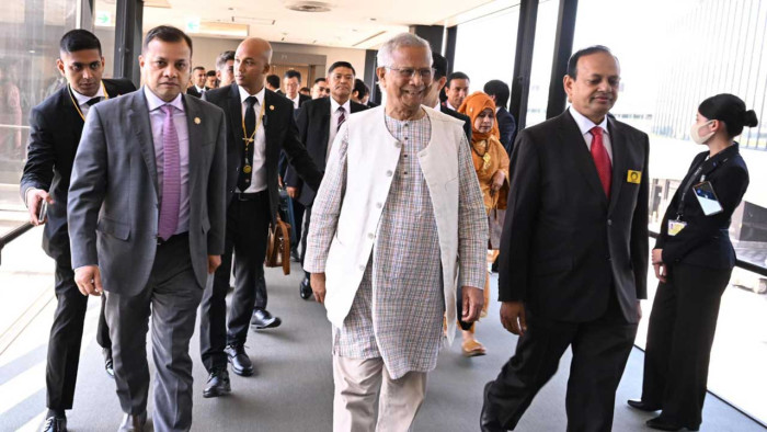 জাপান পৌঁছেছেন প্রধান উপদেষ্টা