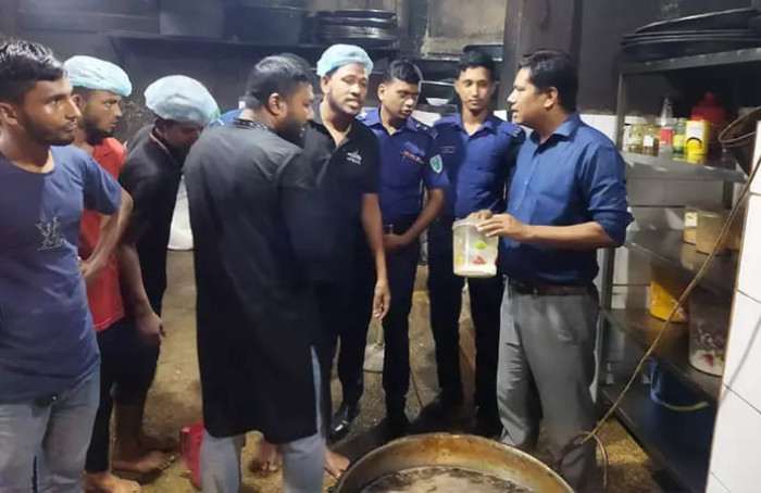 সুনামগঞ্জে পানসীসহ দুই রেস্টুরেন্টকে জরিমানা