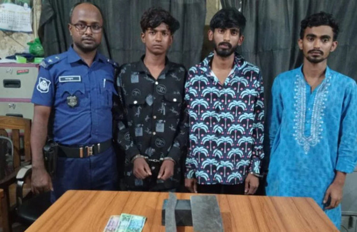 টিউশনির বিজ্ঞাপনে অপহরণের ফাঁদ, গ্রেফতার ৩