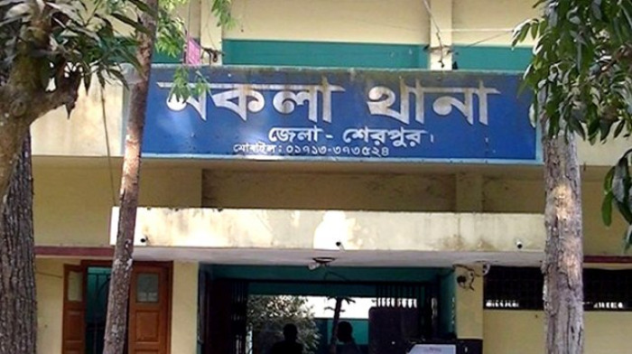 সাবেক ইউপি চেয়ারম্যান গেন্দু গ্রেপ্তার