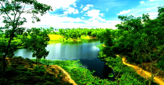 ঈদের ছুটিতে ঘুরে আসুন চায়ের রাজ্যে