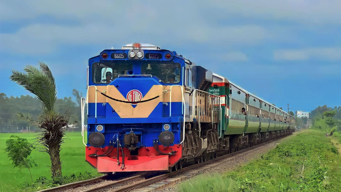 আজ মিলছে ট্রেনের ১৩ জুনের টিকিট