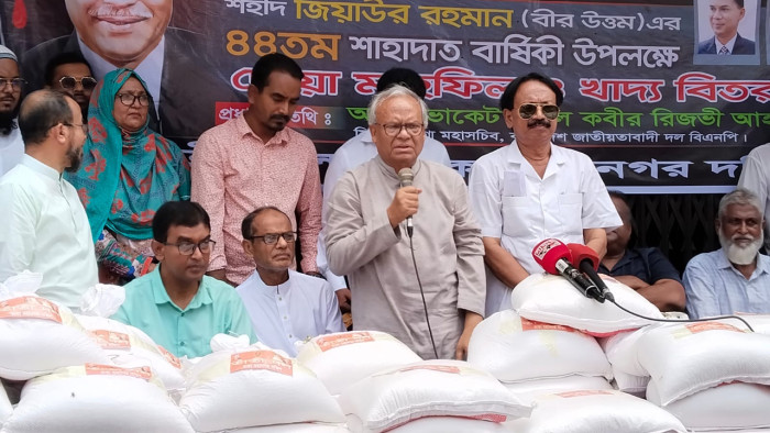 শেখ হাসিনার বাজেটের সঙ্গে প্রস্তাবিত বাজেটের কোনো পার্থক্য নেই: রিজভী