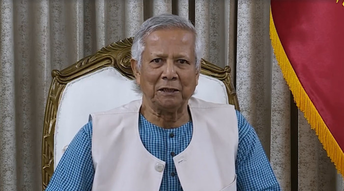 মাঝারি ও ক্ষুদ্র শিল্পের বিকাশে সরকার খুবই আন্তরিক: প্রধান উপদেষ্টা