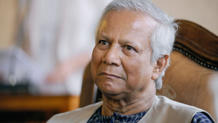 ভারতে বিমান দুর্ঘটনায় প্রধান উপদেষ্টার শোক, পাশে থাকার আশ্বাস