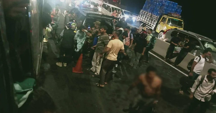 পদ্মা সেতুতে ভয়াবহ দুর্ঘটনা, চালকসহ নিহত ২