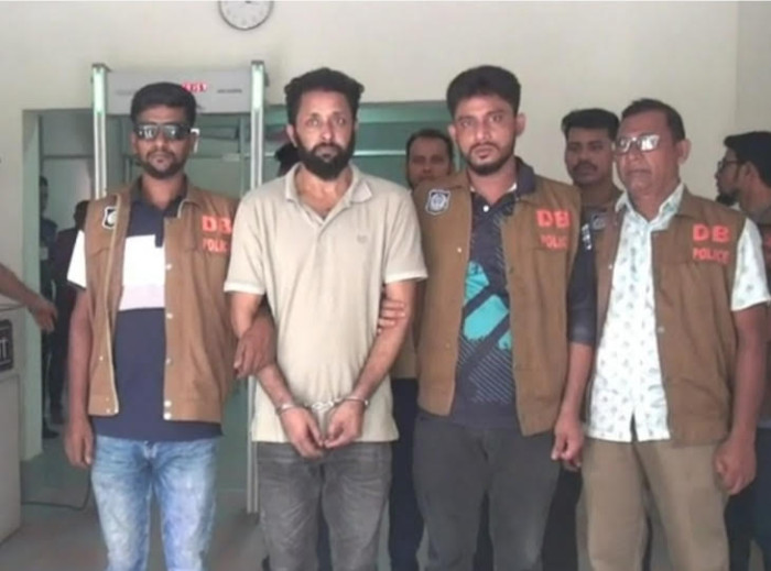 নাটোর আওয়ামী লীগ নেতা মঞ্জু হত্যার প্রধান আসামি গ্রেফতার