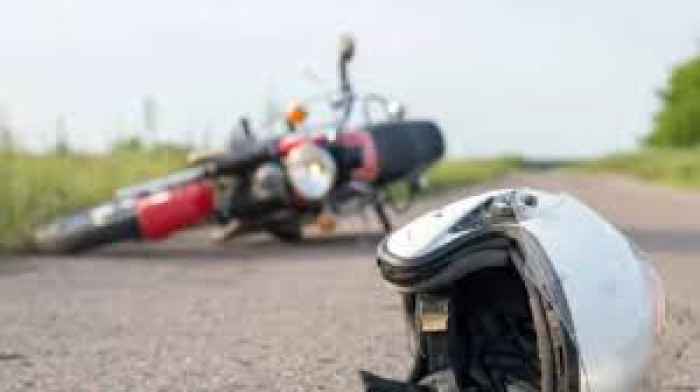 কুমিল্লায় ট্রাক চাপায় মোটরসাইকেল আরোহী নিহত, স্ত্রী আহত