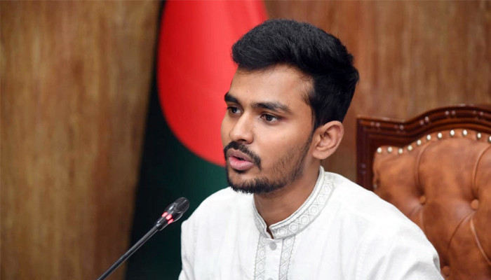 নির্বাচনী প্রতীক হিসেবে ‘নৌকা’ রাখা নিয়ে প্রশ্ন আসিফ মাহমুদের
