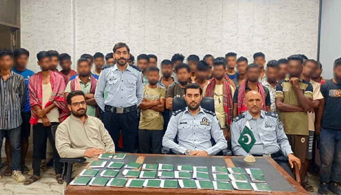 পাকিস্তান-ইরান সীমান্তে ৩৩ বাংলাদেশি গ্রেপ্তার, মানবপাচারের সন্দেহ
