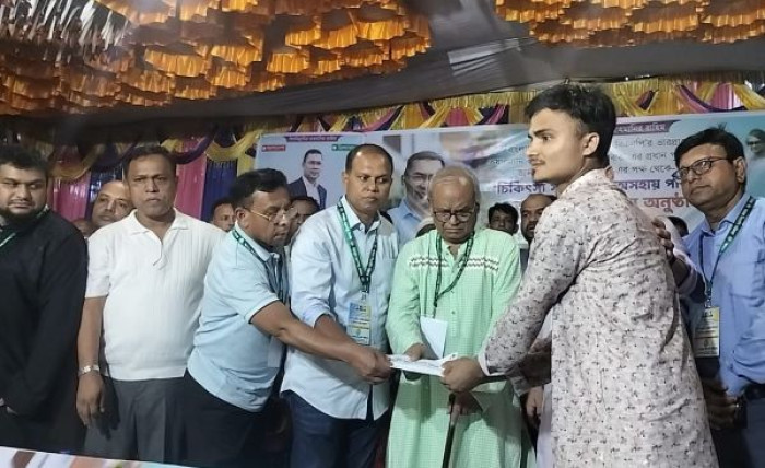 ছবি: ভোরের আকাশ
