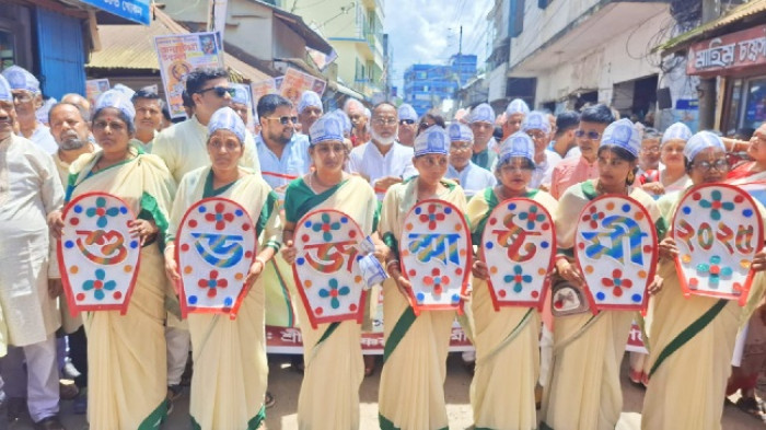 ছবি: ভোরের আকাশ