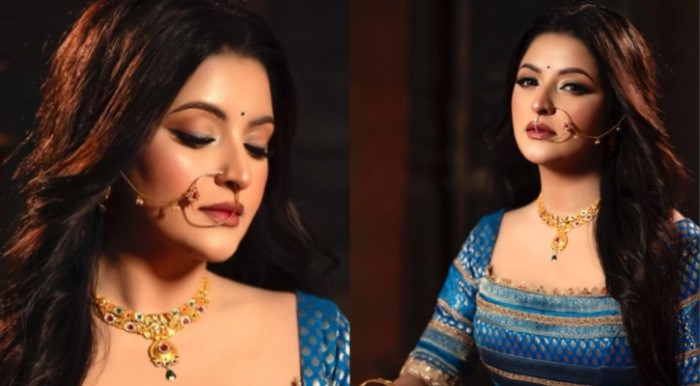ঝলমলে রূপে সোশ্যাল মিডিয়ায় মাতালেন পরী মণি