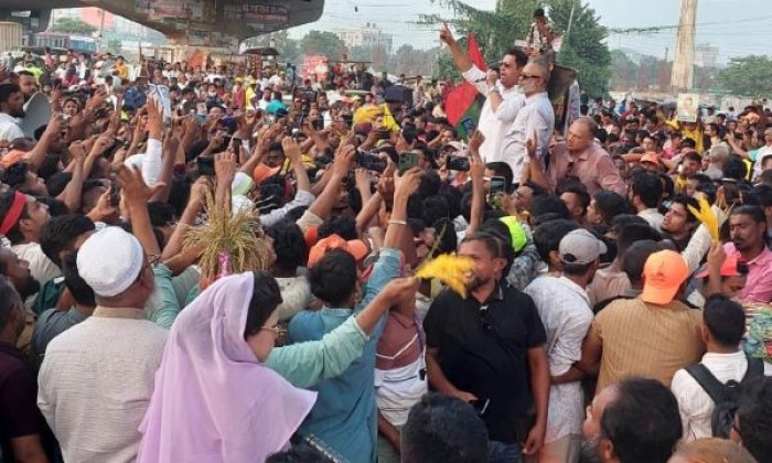 ছবি: ভোরের আকাশ