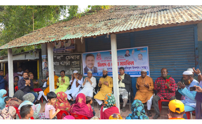 ছবি: ভোরের আকাশ