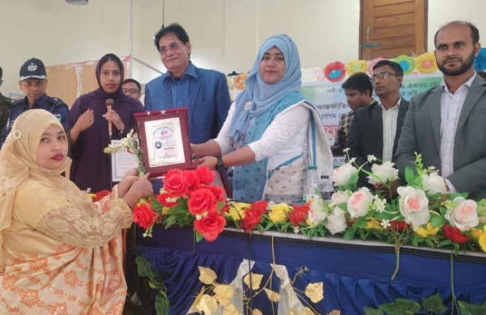 ছবি: ভোরের আকাশ