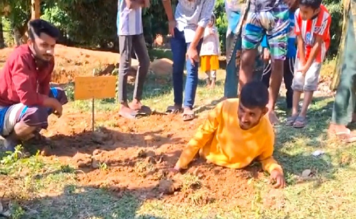 ছবি: ভোরের আকাশ
