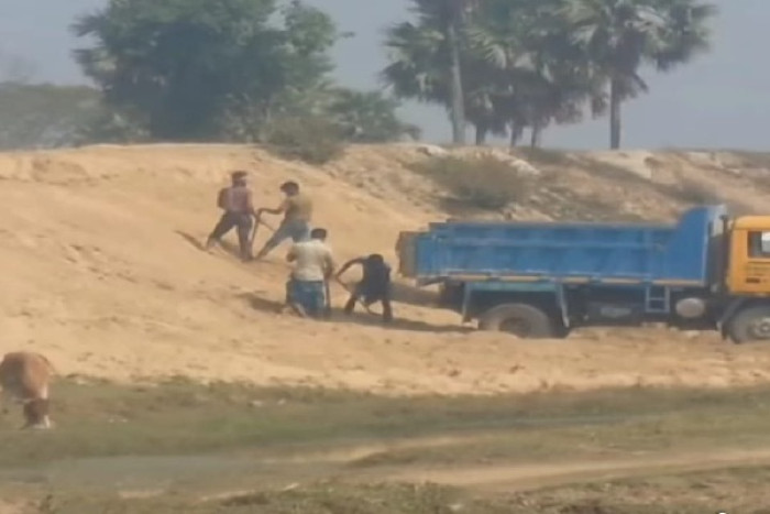 ছবি: ভোরের আকাশ