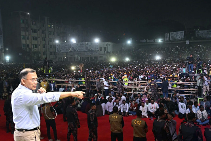 দেশ পুনর্নির্মাণে গণতন্ত্র প্রতিষ্ঠা অপরিহার্য: তারেক রহমান