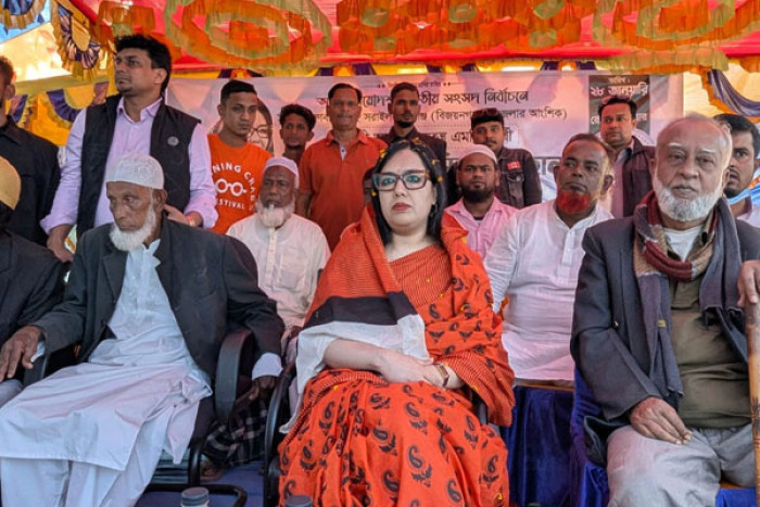 ছবি: ভোরের আকাশ