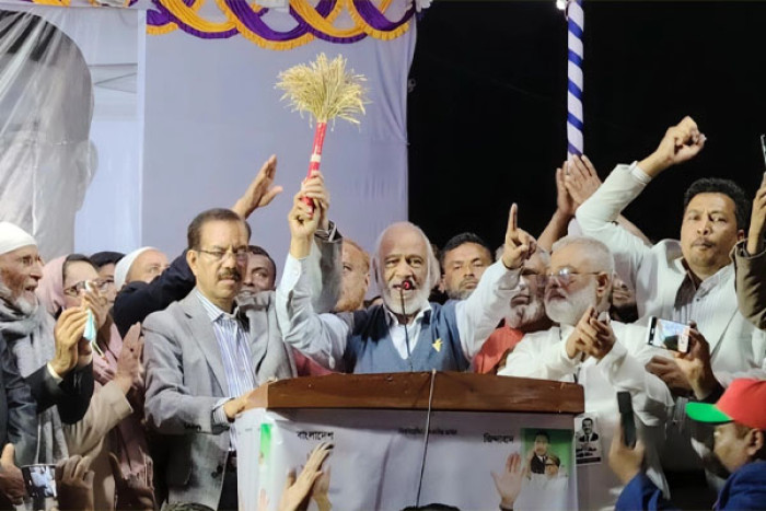 ছবি : ভোরের আকাশ