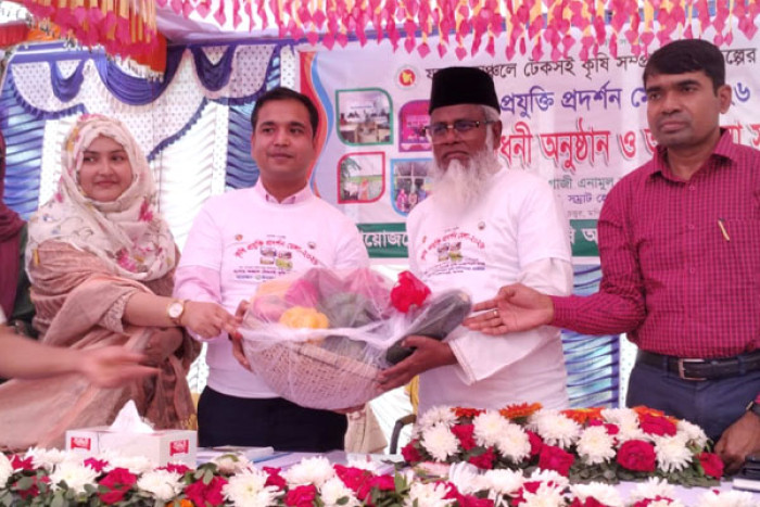 ছবি- ভোরের আকাশ
