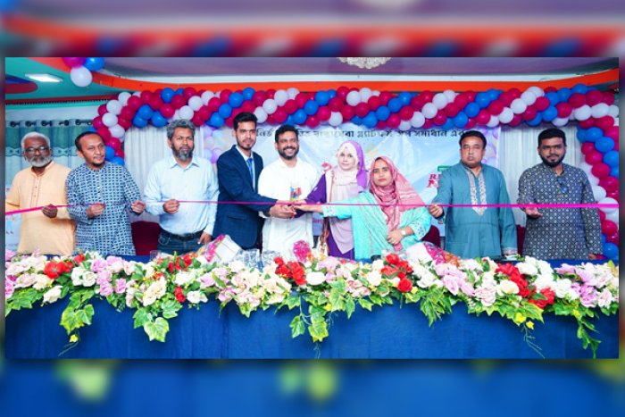 ছবি: ভোরের আকাশ