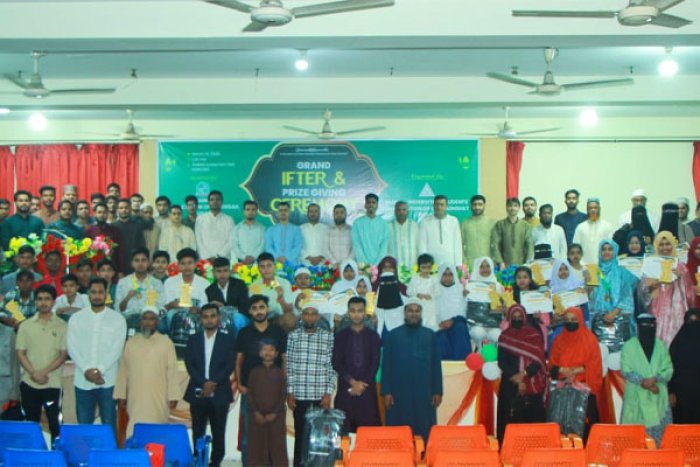 ছবি- ভোরের আকাশ