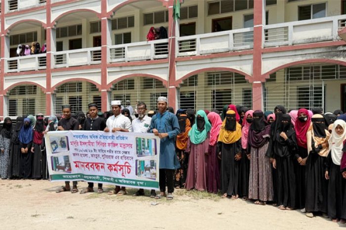ছবি : ভোরের আকাশ