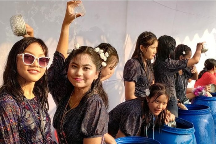 ছবি : ভোরের আকাশ